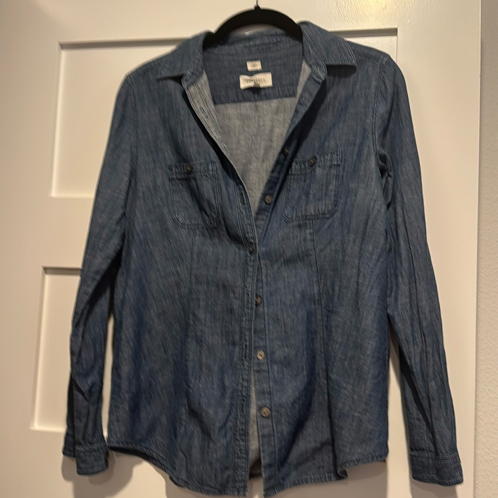 Loft women’s button down denim shirt, softened, size smalll